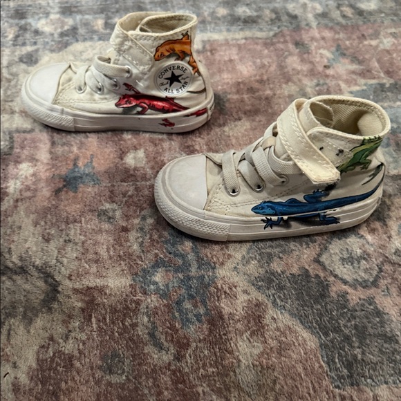 Converse Toddler High-Top Sneakers - Cream with Red and Blue - Picture 2 of 8